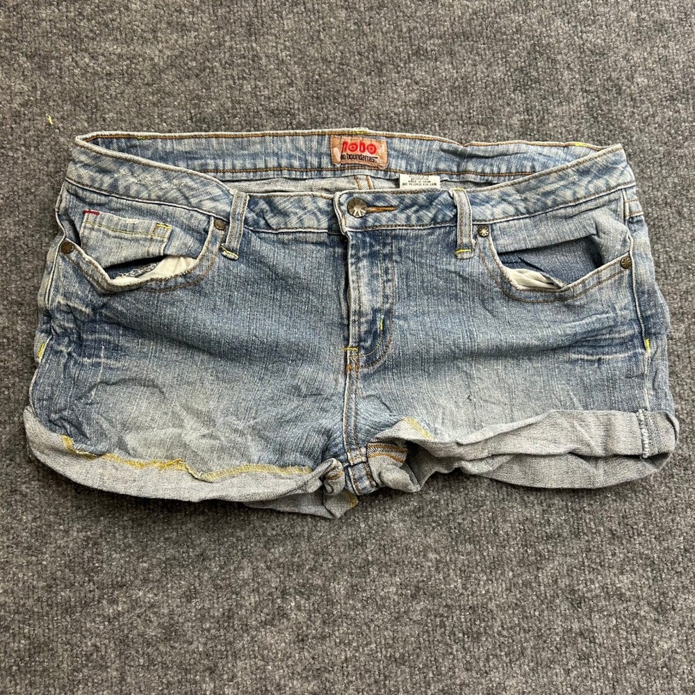 No Boundaries Denim Shorts Womens Size 17 Ramie Cotton Studded Cuffed Casual